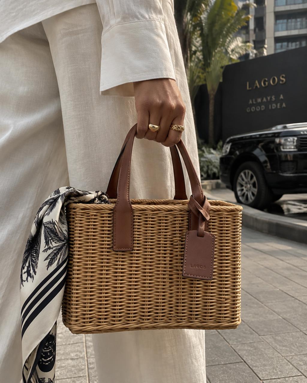 Laylo picnic bag with linen